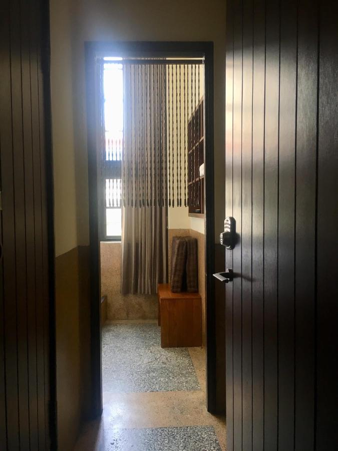 Feng Chao Home Tainan Exteriör bild