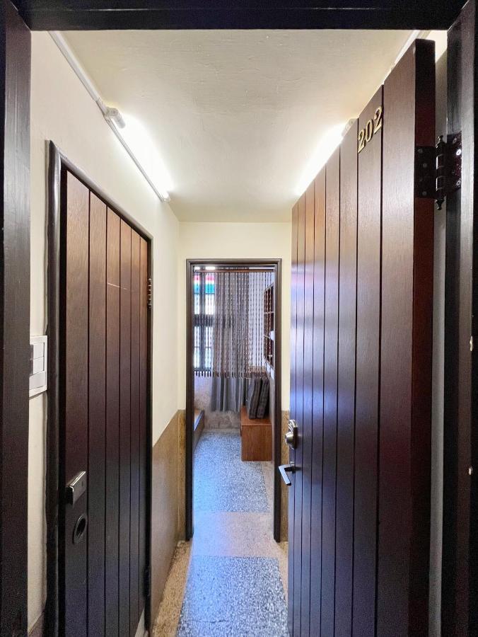 Feng Chao Home Tainan Exteriör bild